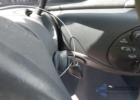 1999 Ford Taurus Se/Se-Ne z USA, uszkodzony, nr VIN 1FAFP53U7XG163981